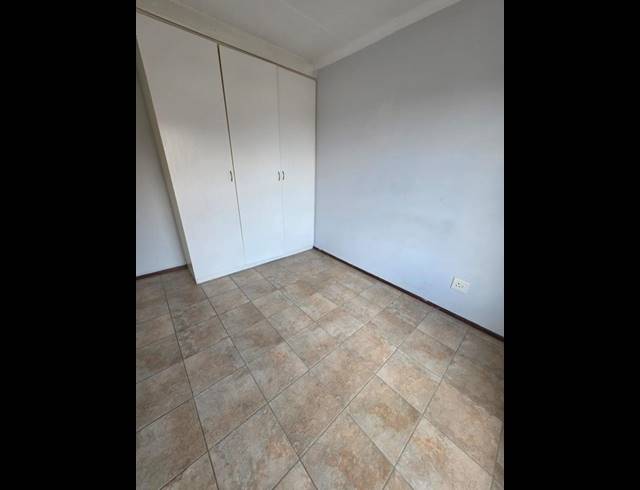 2 BEDROOM PROPERTY TO RENT IN SONNEVELD